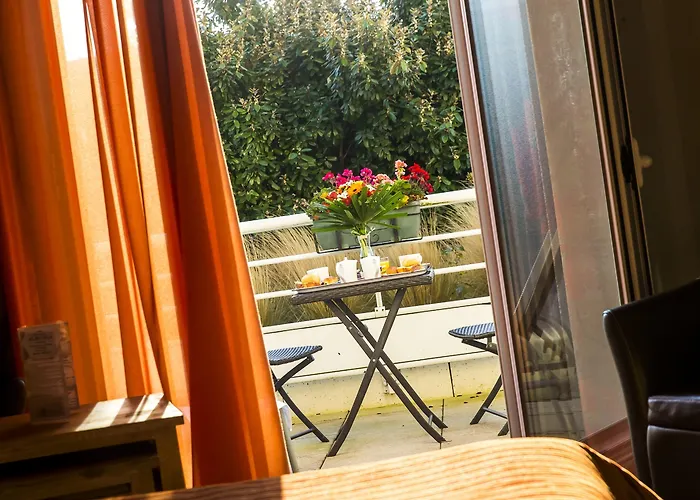 Almoria Hôtel&spa Hotel 3*