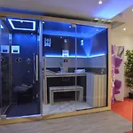 Hotel Almoria & Deauville