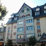 Hotel Almoria &