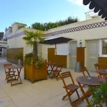 Hotel Almoria &