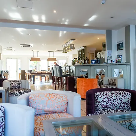 Hotel Almoria &