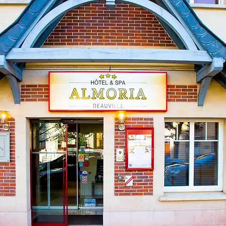 Almoria & Ξενοδοχείο