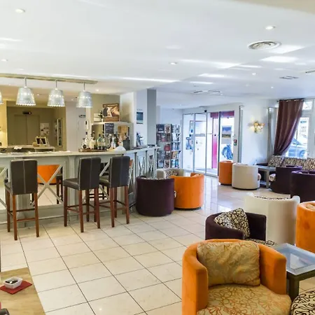 Almoria & Hotel