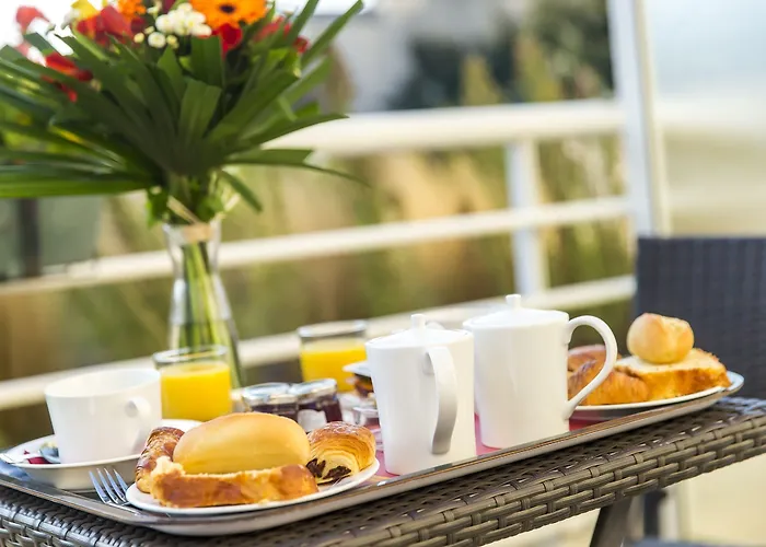 Almoria & Hotel Deauville