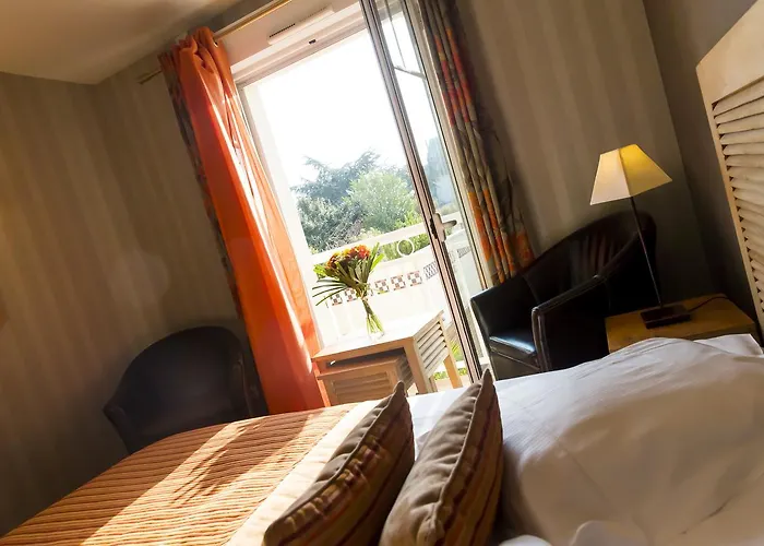 Hotel Almoria & Deauville